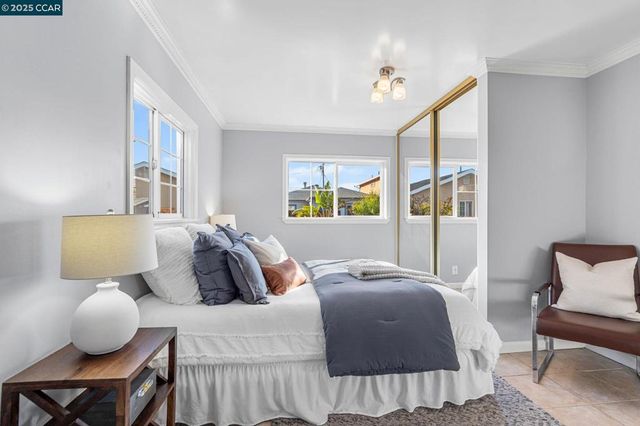 1939 20Th St, San Pablo, CA 94806