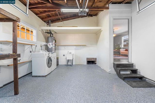 1939 20Th St, San Pablo, CA 94806