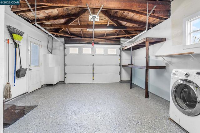 1939 20Th St, San Pablo, CA 94806