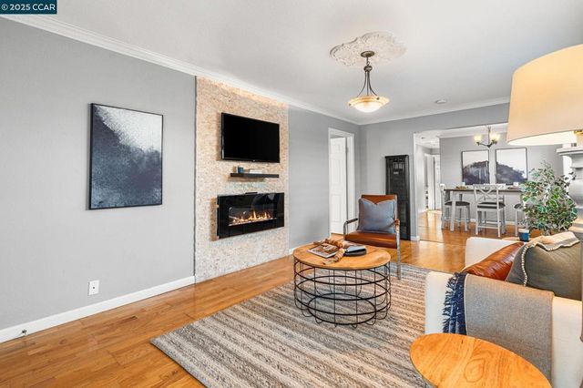 1939 20Th St, San Pablo, CA 94806