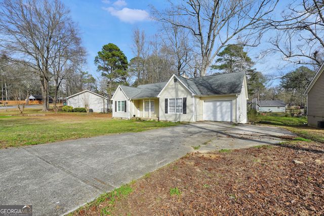 120 Caldwell Drive, Hampton, GA 30228