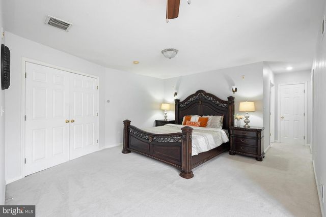 9 REDWOOD CT, Monroe Township, NJ 08831