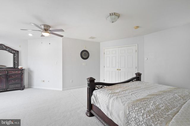 9 REDWOOD CT, Monroe Township, NJ 08831