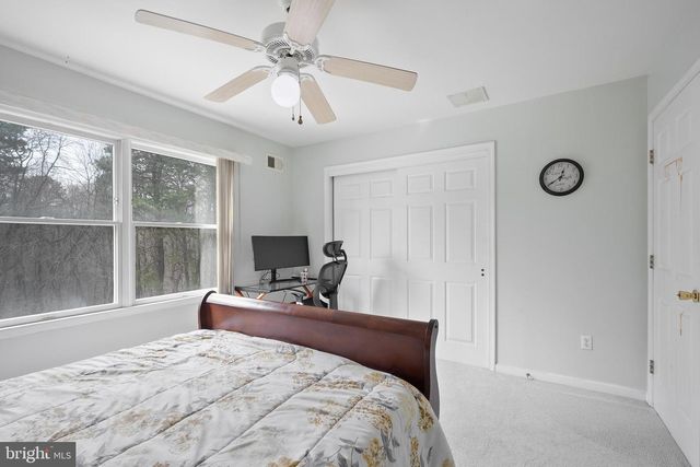 9 REDWOOD CT, Monroe Township, NJ 08831