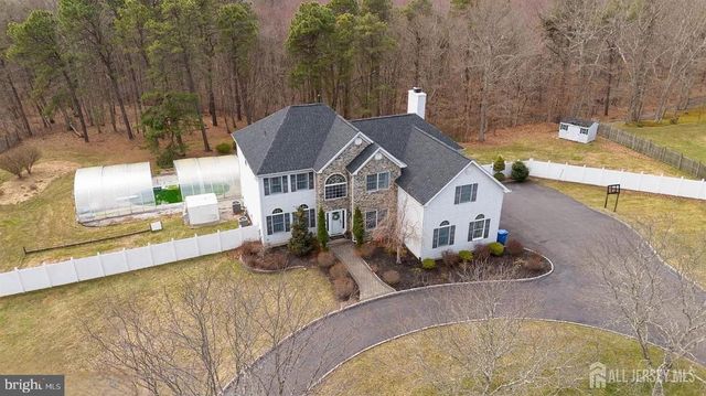 9 REDWOOD CT, Monroe Township, NJ 08831
