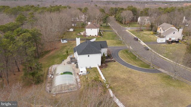 9 REDWOOD CT, Monroe Township, NJ 08831