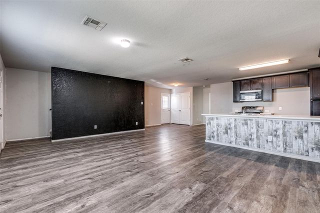 138 Expedition WAY, San Antonio, TX 78220