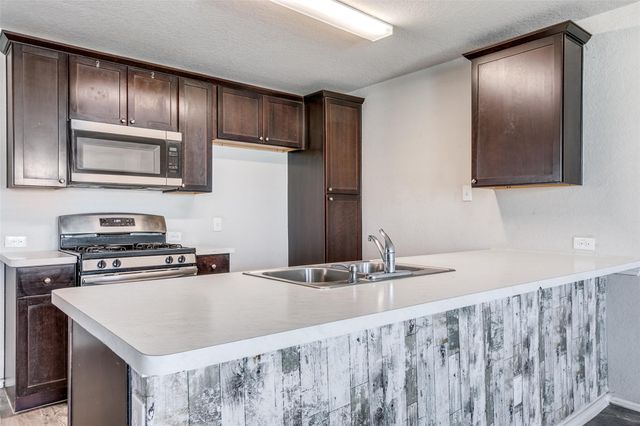138 Expedition WAY, San Antonio, TX 78220