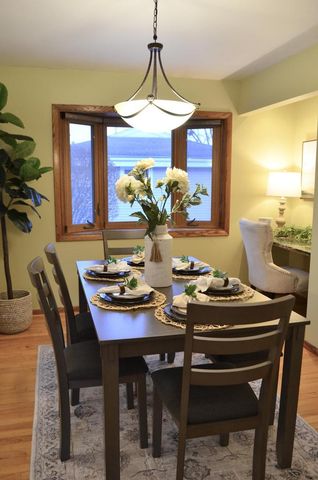 7424 S Chapel DRIVE, Oak Creek, WI 53154