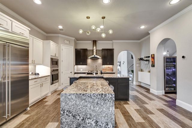 13219 Parkway Hills Drive, Houston, TX 77077