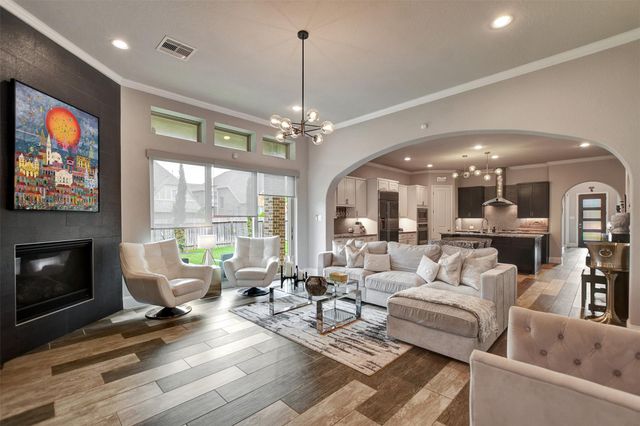 13219 Parkway Hills Drive, Houston, TX 77077