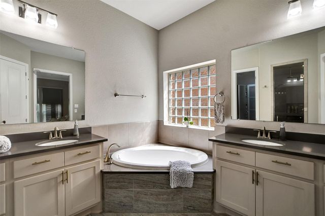 13219 Parkway Hills Drive, Houston, TX 77077