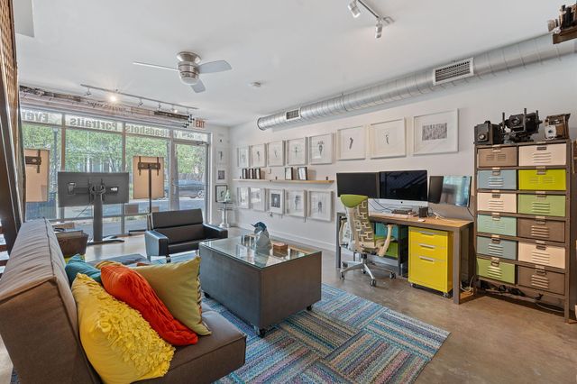 1601 E Cesar Chavez ST 104, Austin, TX 78702
