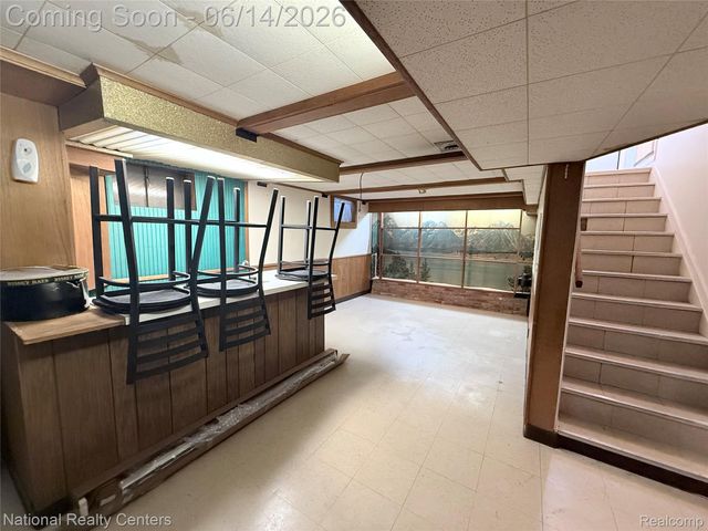 2639 Woodbine Drive, Waterford Charter Township, MI 48328