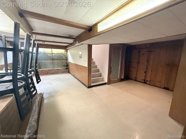 2639 Woodbine Drive, Waterford Charter Township, MI 48328