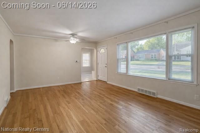 2639 Woodbine Drive, Waterford Charter Township, MI 48328