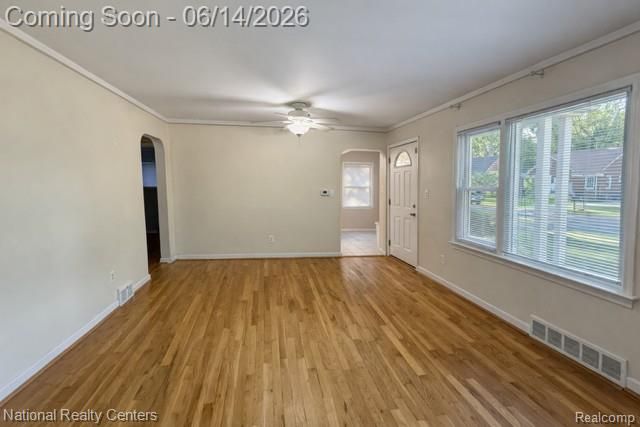 2639 Woodbine Drive, Waterford Charter Township, MI 48328