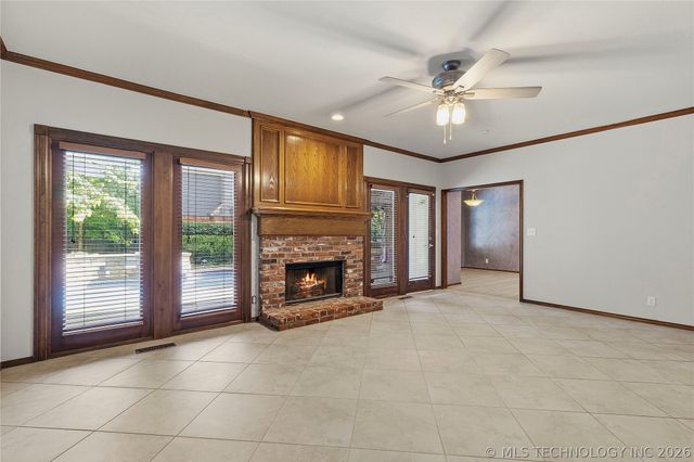 5604 E 101st Place, Tulsa, OK 74137