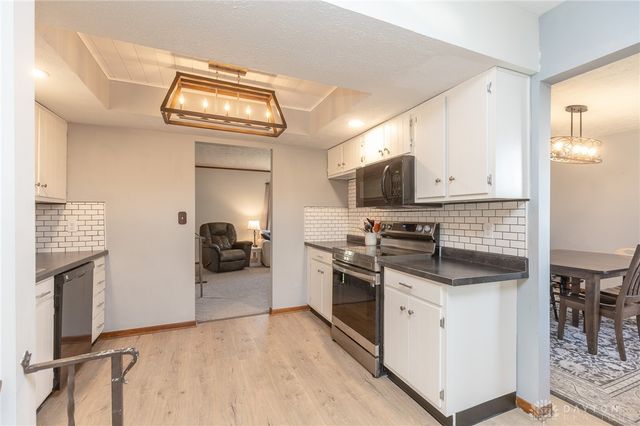 408 Bent Twig Drive, Vandalia, OH 45377