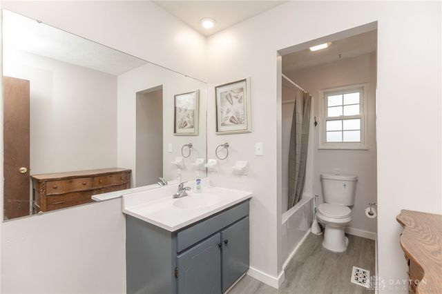 408 Bent Twig Drive, Vandalia, OH 45377