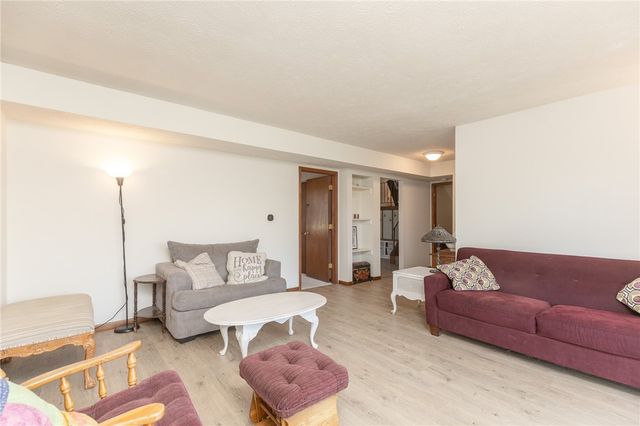 408 Bent Twig Drive, Vandalia, OH 45377