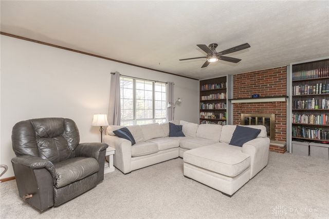 408 Bent Twig Drive, Vandalia, OH 45377