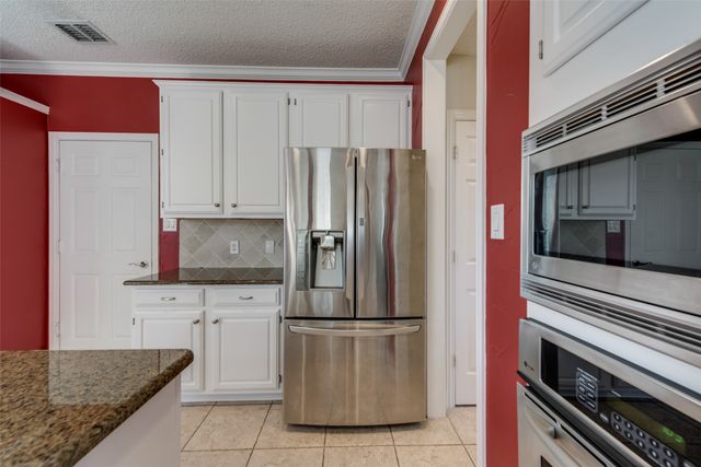 3809 Rockbrook Drive, Carrollton, TX 75007