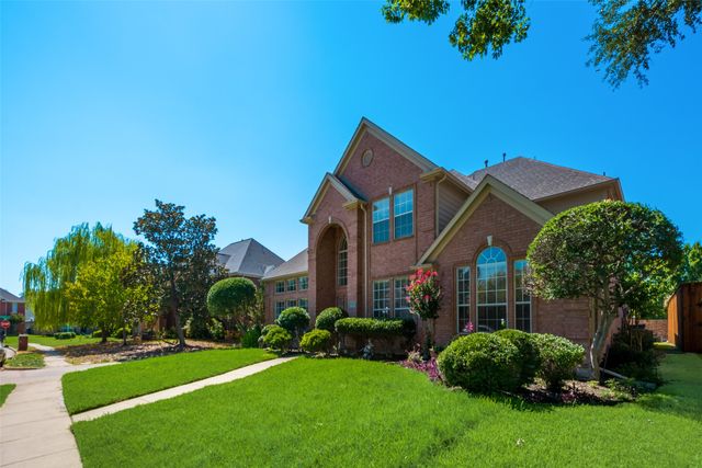 3809 Rockbrook Drive, Carrollton, TX 75007
