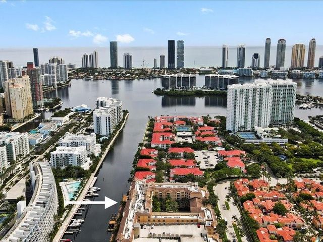 3001 NE 185th St 121, Aventura, FL 33180