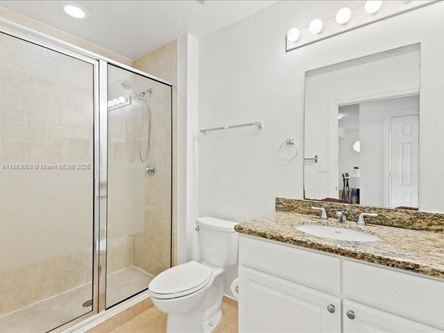 3001 NE 185th St 121, Aventura, FL 33180