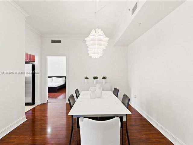 3001 NE 185th St 121, Aventura, FL 33180