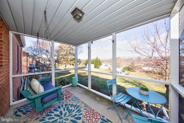 344 IDA AVE, Essex, MD 21221