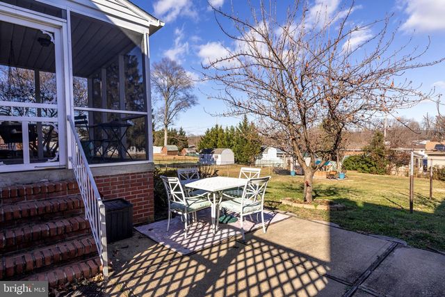 344 IDA AVE, Essex, MD 21221