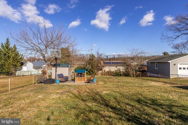 344 IDA AVE, Essex, MD 21221