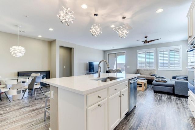 12701 W Caraveo Place, Peoria, AZ 85383
