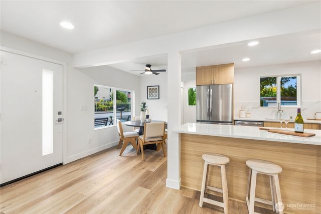 3701 SW 105th Street, Seattle, WA 98146
