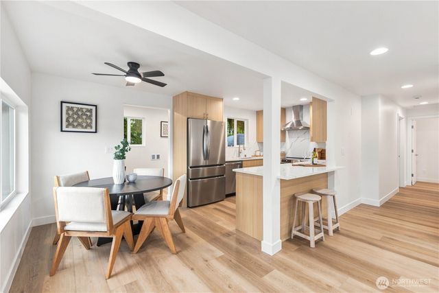3701 SW 105th Street, Seattle, WA 98146