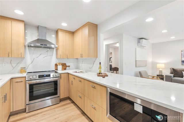 3701 SW 105th Street, Seattle, WA 98146