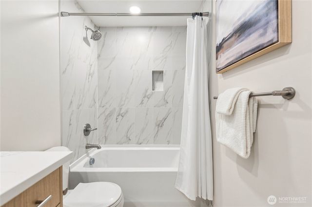 3701 SW 105th Street, Seattle, WA 98146