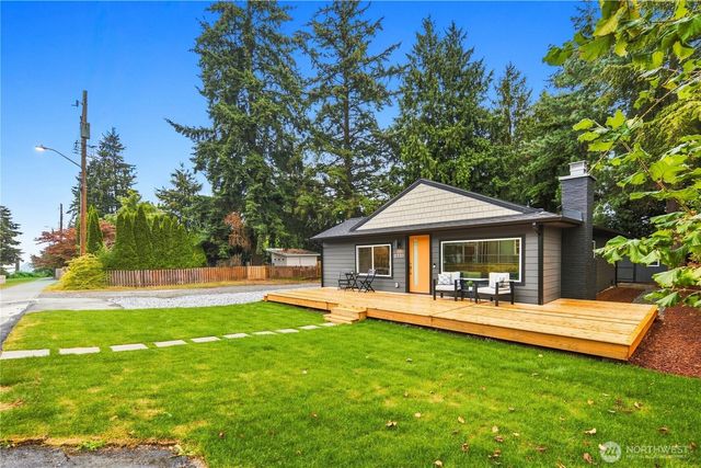 3701 SW 105th Street, Seattle, WA 98146