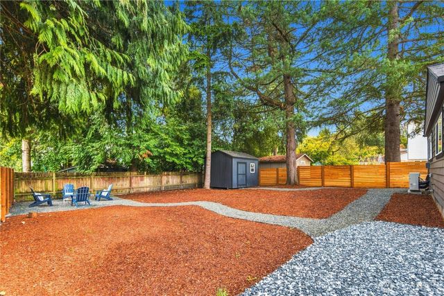 3701 SW 105th Street, Seattle, WA 98146