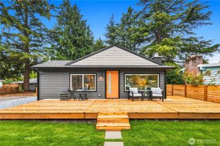 3701 SW 105th Street, Seattle, WA 98146