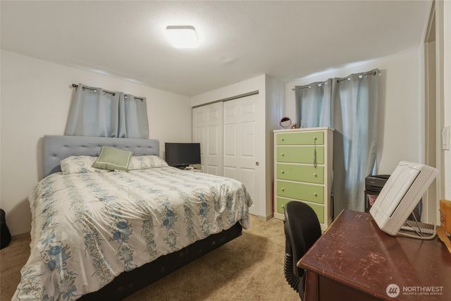8235 E B Street, Tacoma, WA 98404