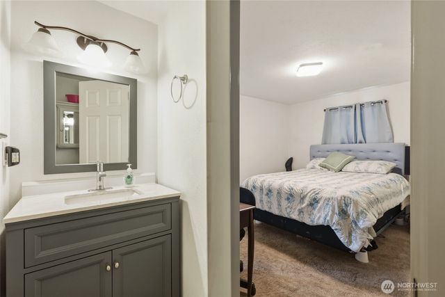 8235 E B Street, Tacoma, WA 98404