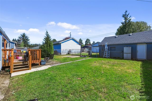 8235 E B Street, Tacoma, WA 98404
