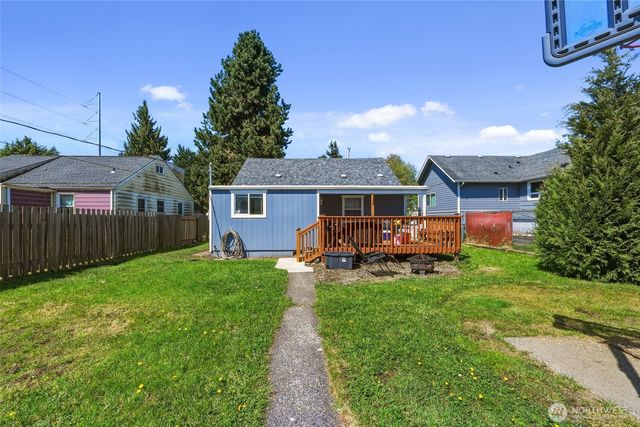 8235 E B Street, Tacoma, WA 98404