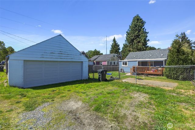 8235 E B Street, Tacoma, WA 98404