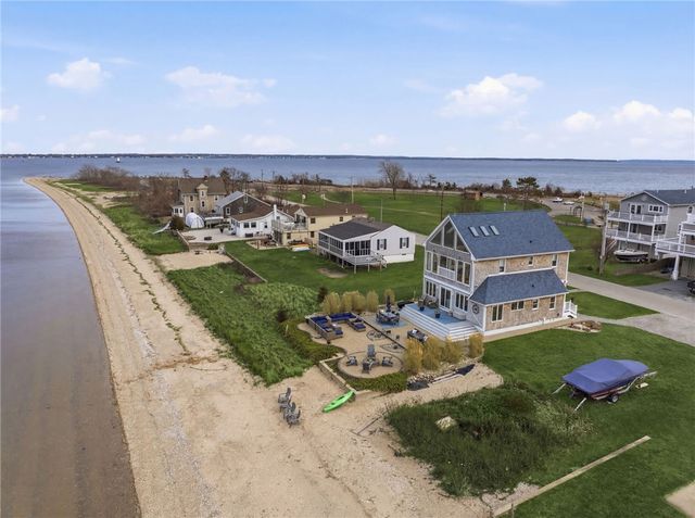 360 Shawomet Avenue, Warwick, RI 02889