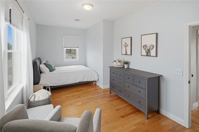 360 Shawomet Avenue, Warwick, RI 02889