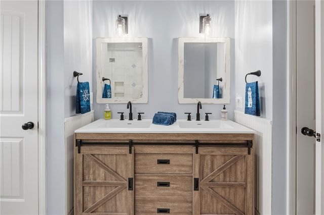 360 Shawomet Avenue, Warwick, RI 02889